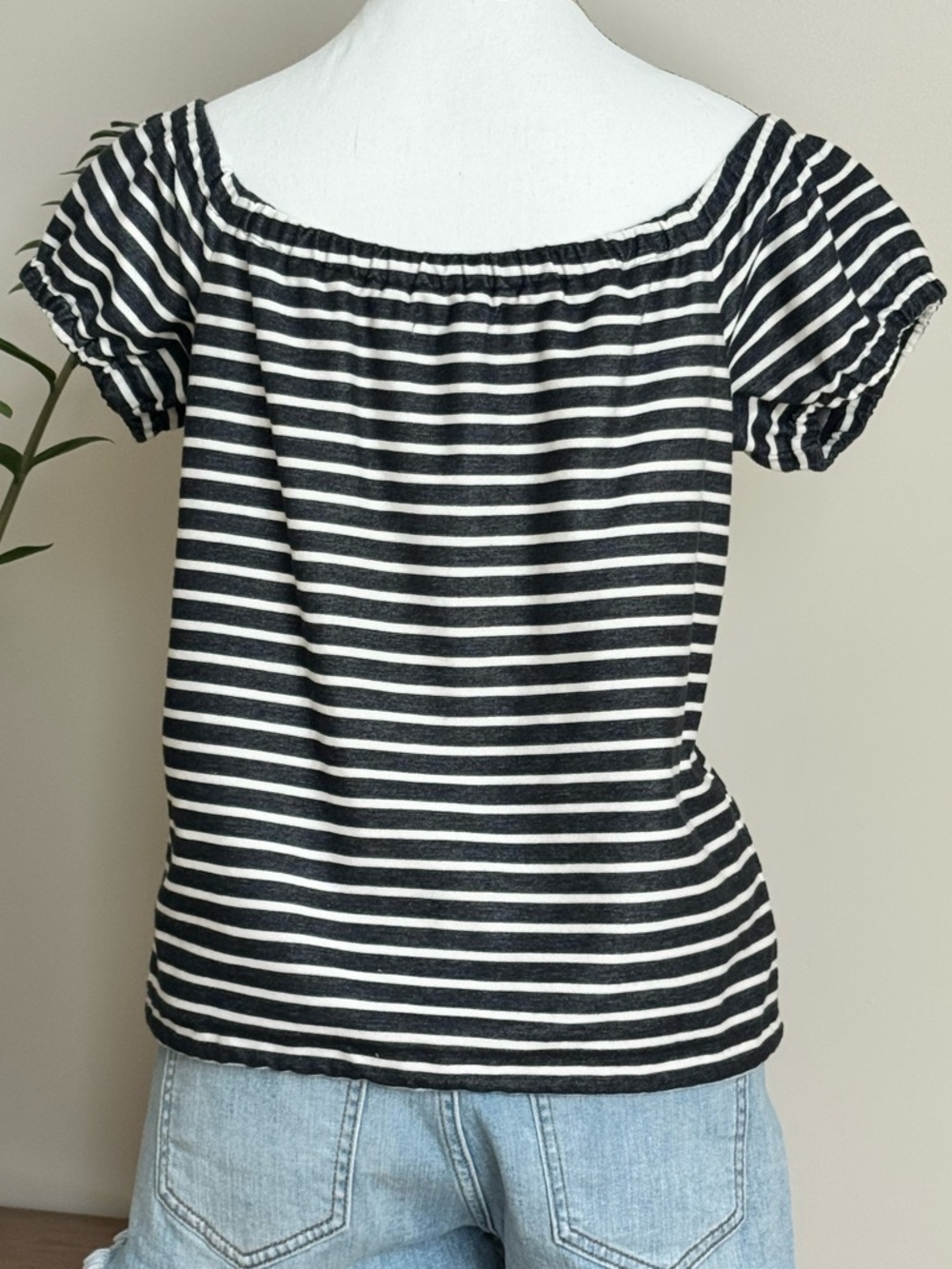 🔹 Madewell Melody Striped Off-Shoulder Women's Top size Medium - Picture 6 of 6